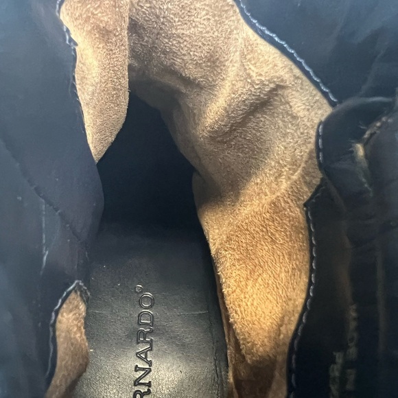 Bernardo Blue Floral Ankle Boots with Gold Heel Size 10M - Picture 5 of 9